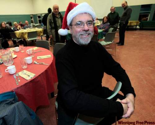 PHIL. HOSSACK@FREEPRESS.MB.CA
WBCM community minister Bob Gilbert at Crossways United Church’s volunteer appreciation dinner.
