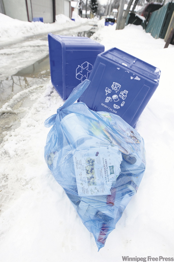 Recycling bags leave city blue Winnipeg Free Press