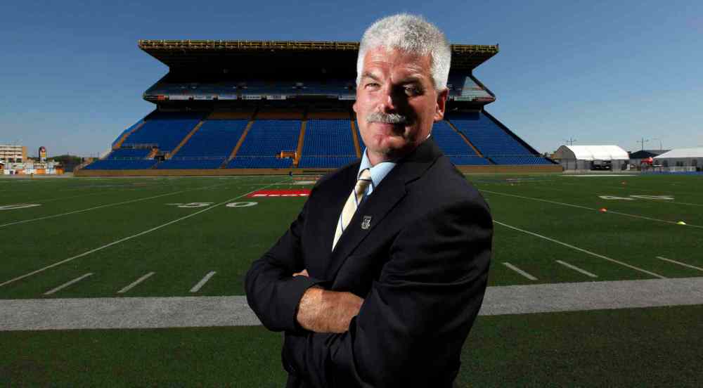Phil Hossack / Winnipeg Free Press files
Jim Bell, the Bombers' vice-president and chief operating officer, is leaving the organization effective Friday.