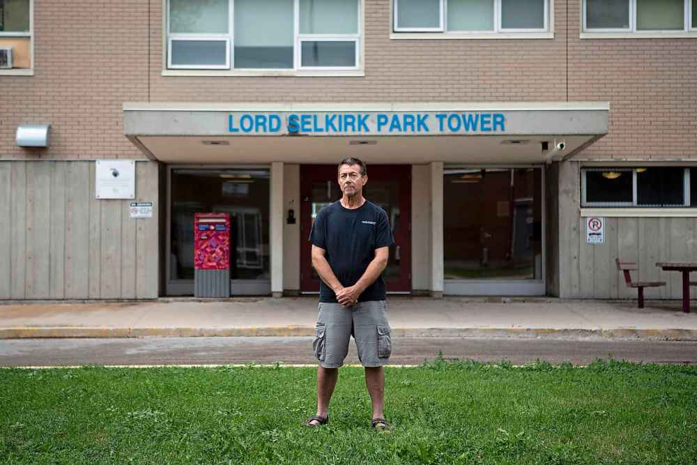 ANDREW RYAN / WINNIPEG FREE PRESS
Tom Kowalsky got stabbed while helping police during a raid in his apartment building in Lord Selkirk Park. Kowalsky is frustrated at the lack of security in his building.