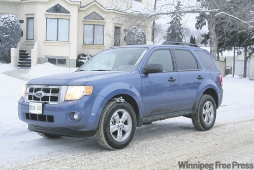 Canwest News Service
The new 2009 Ford Escape looks much like the old version but sports a more powerful and fuel-conscious engine.