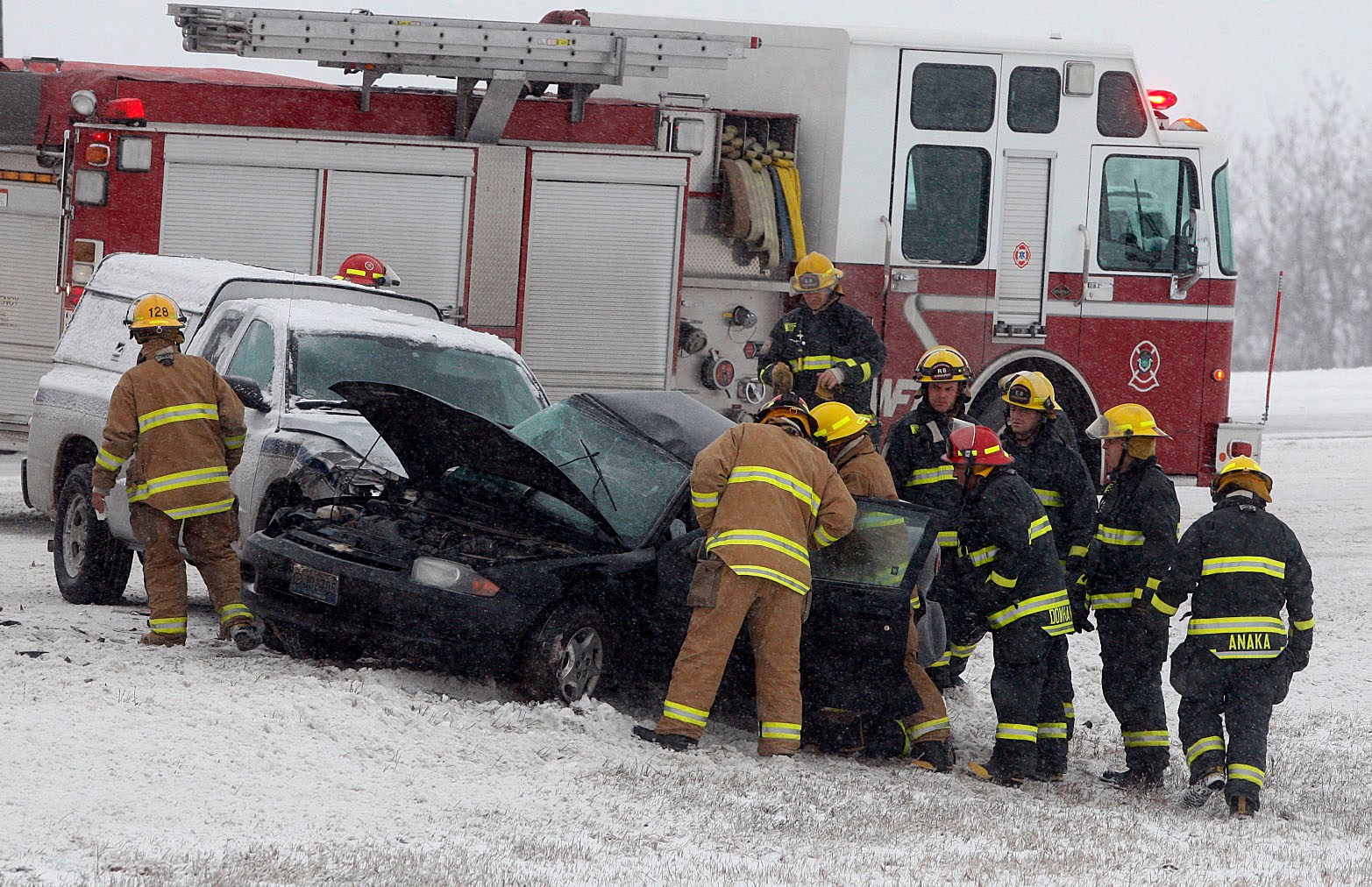 Winnipeg woman dies in two-vehicle collision on Perimeter – Winnipeg ...
