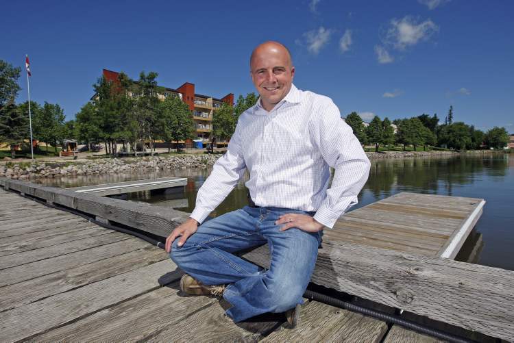 Lakeside condos a major boom in Lac du Winnipeg Free Press