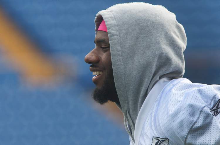 Joe Bryksa / Winnipeg Free Press
Winnipeg Blue Bombers Chris Matthews at practice Tuesday at Canad Inns Stadium in Winnipeg.