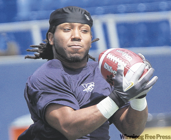 KEN GIGLIOTTI / WINNIPEG FREE PRESS
Lavarus Giles might just give incumbents Fred Reid and Joe Smith a run at RB.