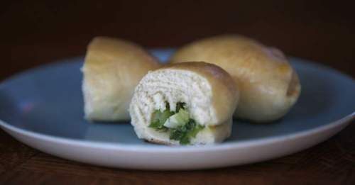 Phil Hossack / Winnipeg Free Press
Yeast perishke with green onion filling.