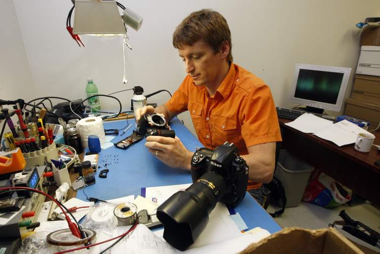 Consumers buy new, cheaper cameras instead of fixing existing ones Winnipeg Free Press