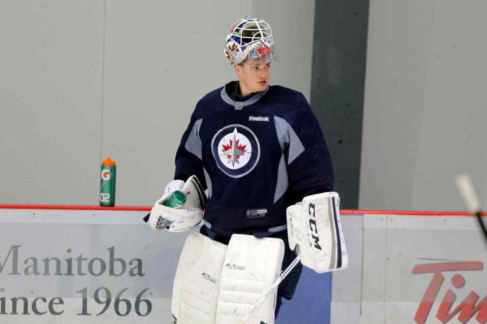 BORIS MINKEVICH / WINNIPEG FREE PRESS Files
Winnipeg Jets have called up goalie Michael Hutchinson from St. John's.