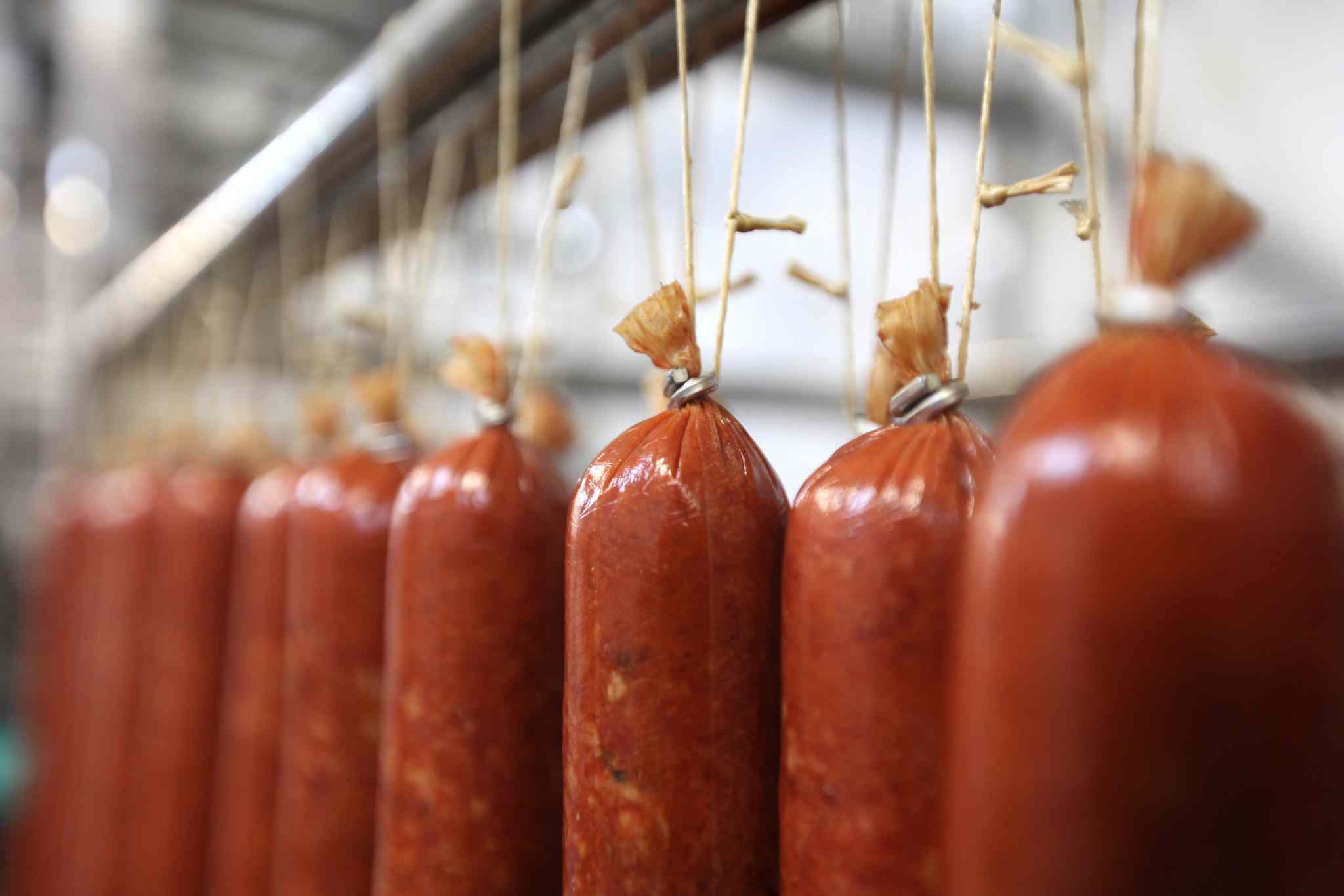 Winnipeg Old Country Sausage recalls products containing mustard