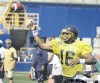 TREVOR.HAGAN@FREEPRESS.MB.CA
Bombers QB Michael Bishop can spread the defence with his bazooka arm, opening seams for running backs Fred Reid and Yvenson Bernard.