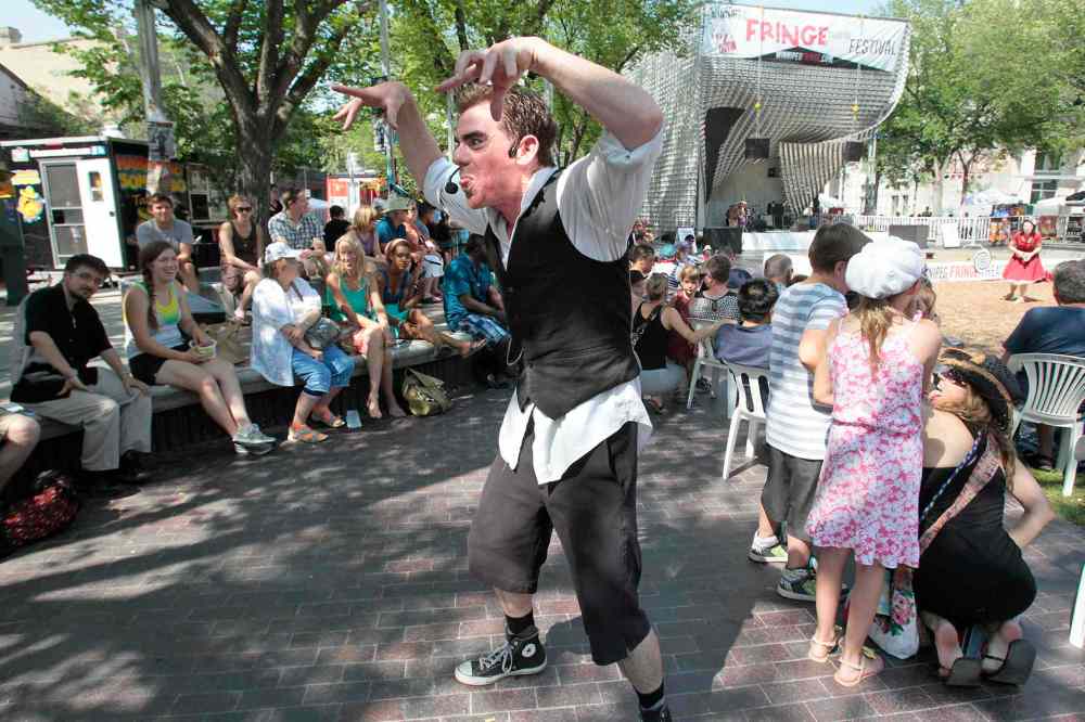 John Woods / Winnipeg Free Press
David Ladderman performs in Lizzie and the Ladderman at the Winnipeg Fringe Festival Sunday. More than 40,000 tickets have been sold so far this year.
