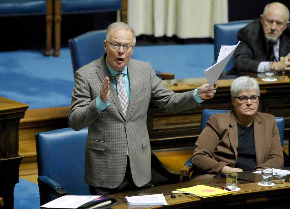 Liberal MLA Jon Gerrard released statistics from a Freedom of Information request, which shows between 2006-2014, some 2,800 babies one month old or younger were seized by child welfare agencies.