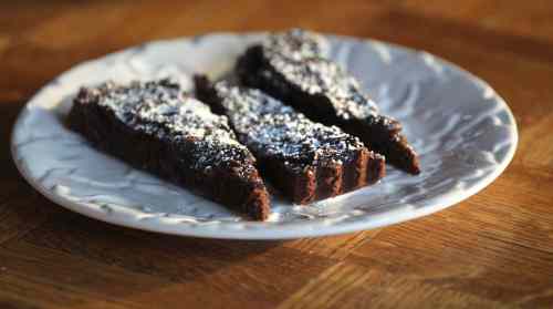 RUTH BONNEVILLE / WINNIPEG FREE PRESS
Chocolate-espresso wedges