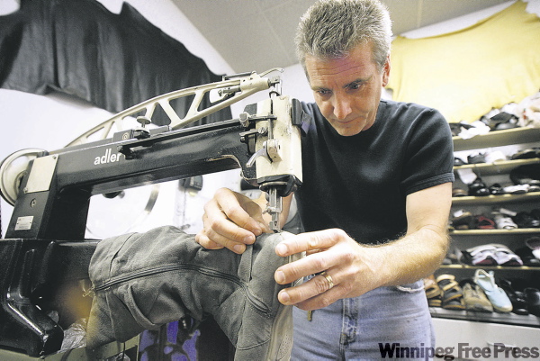 MIKE.DEAL@FREEPRESS.MB.CA
‘It’s something to be proud of. It’s a great trade,' says Gary Kozussek, owner of The Shoe Guy in Grant Park mall