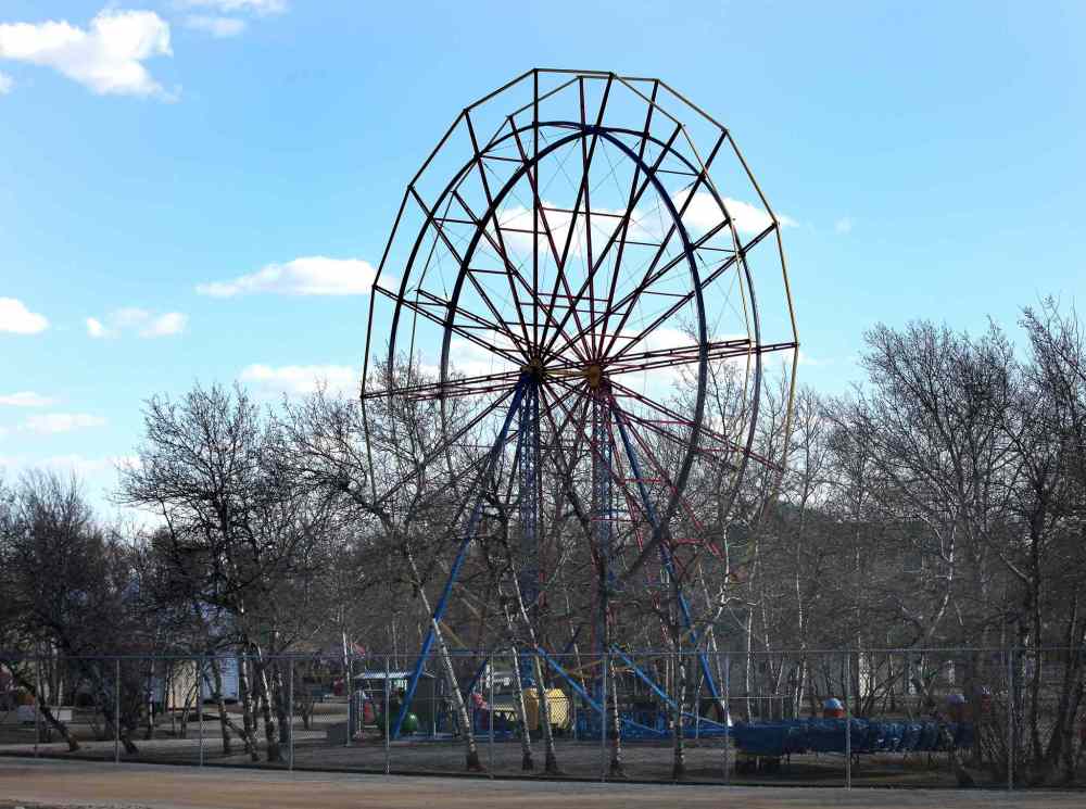 Phil Hossack / Winnipeg Free Press
Meanwhile, Tinkertown outside Winnipeg. OK, Anaheim, you got us there.