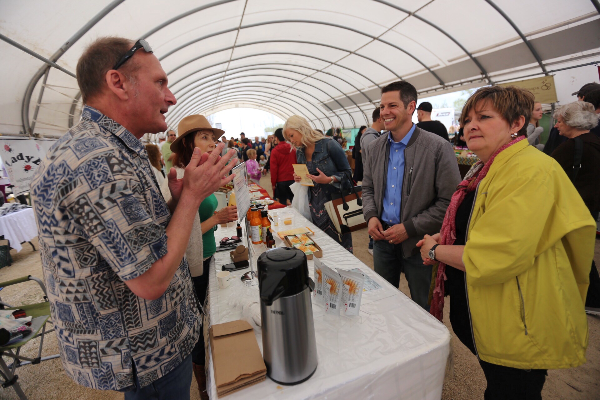 Thousands flock to St. Norbert Farmers’ Market on opening day
