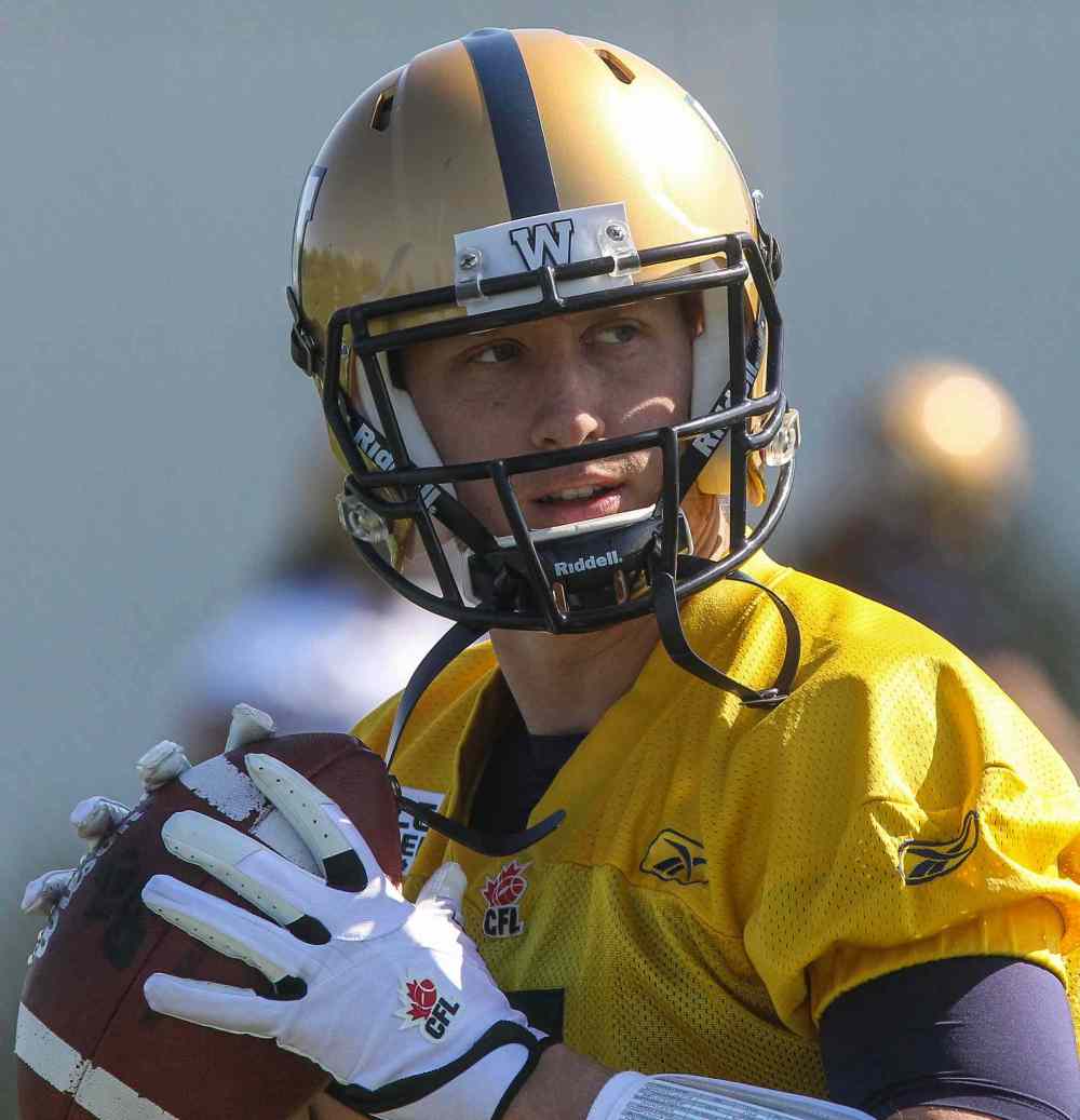 MIKE DEAL / WINNIPEG FREE PRESS FILES
No. 1 quarterback Drew Willy is expected to get about half the snaps tonight against the Ticats.