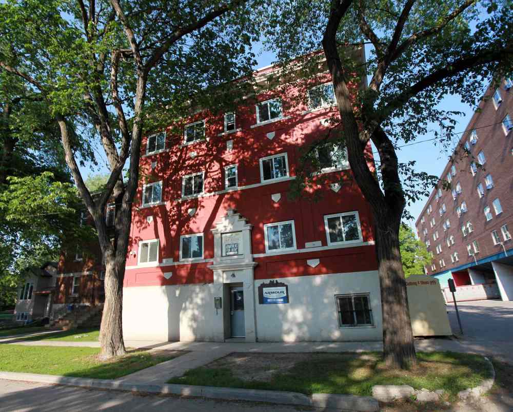 PHIL HOSSACK / WINNIPEG FREE PRESS
Apartment building on Furby Street where a girl was allegedly held captive and forced into the sex trade.