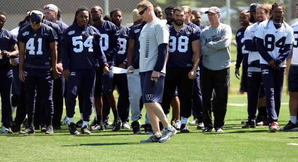 BORIS MINKEVICH / WINNIPEG FREE PRESS
Head Coach Mike O'Shea and the rest of the Winnipeg Blue Bombers at walk-through Thursday, in preparation for Friday's preseason game against the Hamilton Tiger-Cats.