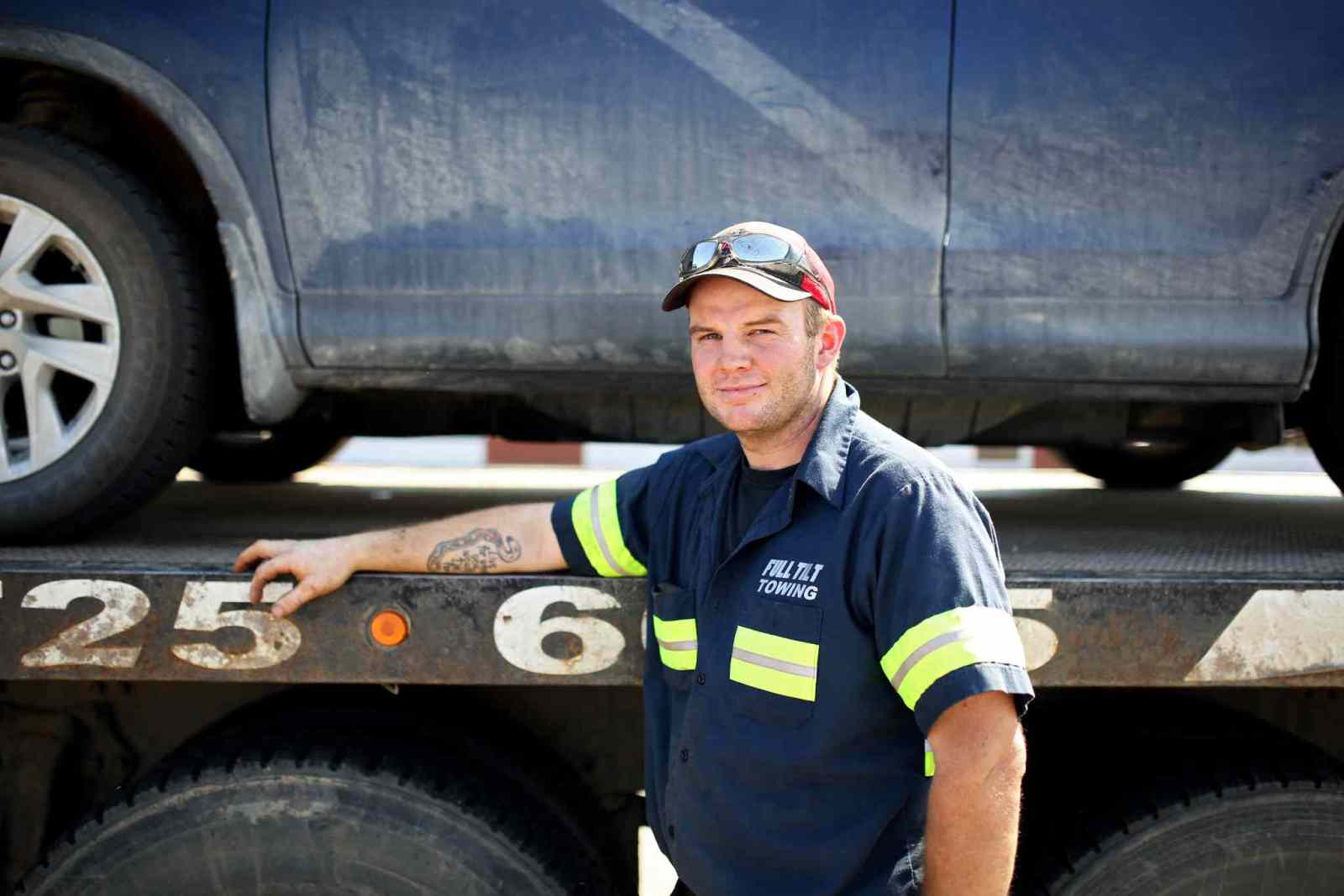 Man smashed car window to save tot trapped in hot car – Winnipeg Free Press