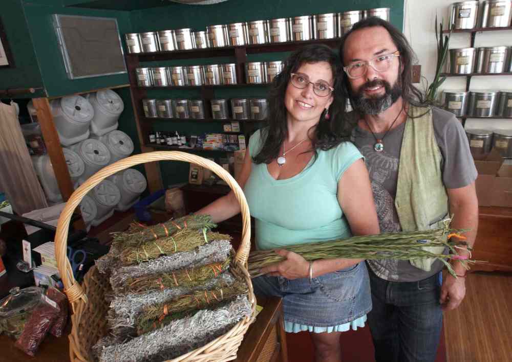 JOE BRYKSA / WINNIPEG FREE PRESS
Chad Cornell and Nancy Hall with products such as sage, cedar and sweet grass.