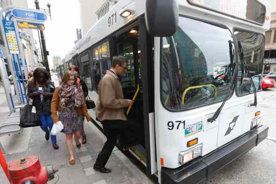 JOHN WOODS / WINNIPEG FREE PRESS FILESOverfilled buses will become more commonplace because Transit mechanics can’t get broken buses fixed fast enough.