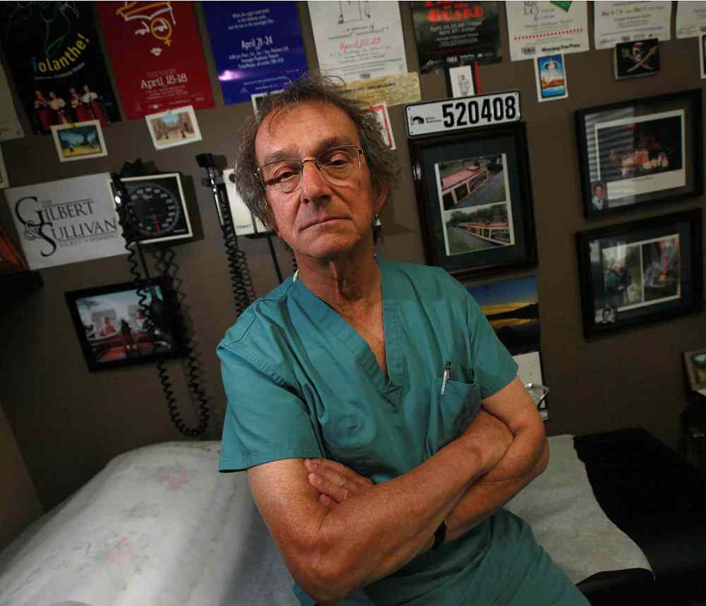 PHIL HOSSACK / WINNIPEG FREE PRESS
Surgeon Dr. Gerald Clayden drove to Altona once a week to do surgeries until operations at Altona Community Memorial Health Centre stopped. The Altona operating room has not done any surgeries since April and does not plan to do any until at least the end of the year because of a shortage of nursing staff. Administrators refuse to hire private nurses to fill the gap.