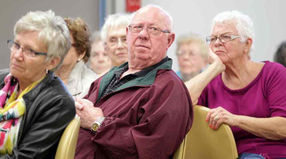 PHIL HOSSACK / WINNIPEG FREE PRESS
Gwen Secter Creative Living Centre hosted a seniors forum featuring the candidates running in Kildonan-St. Paul open race Thursday night.
