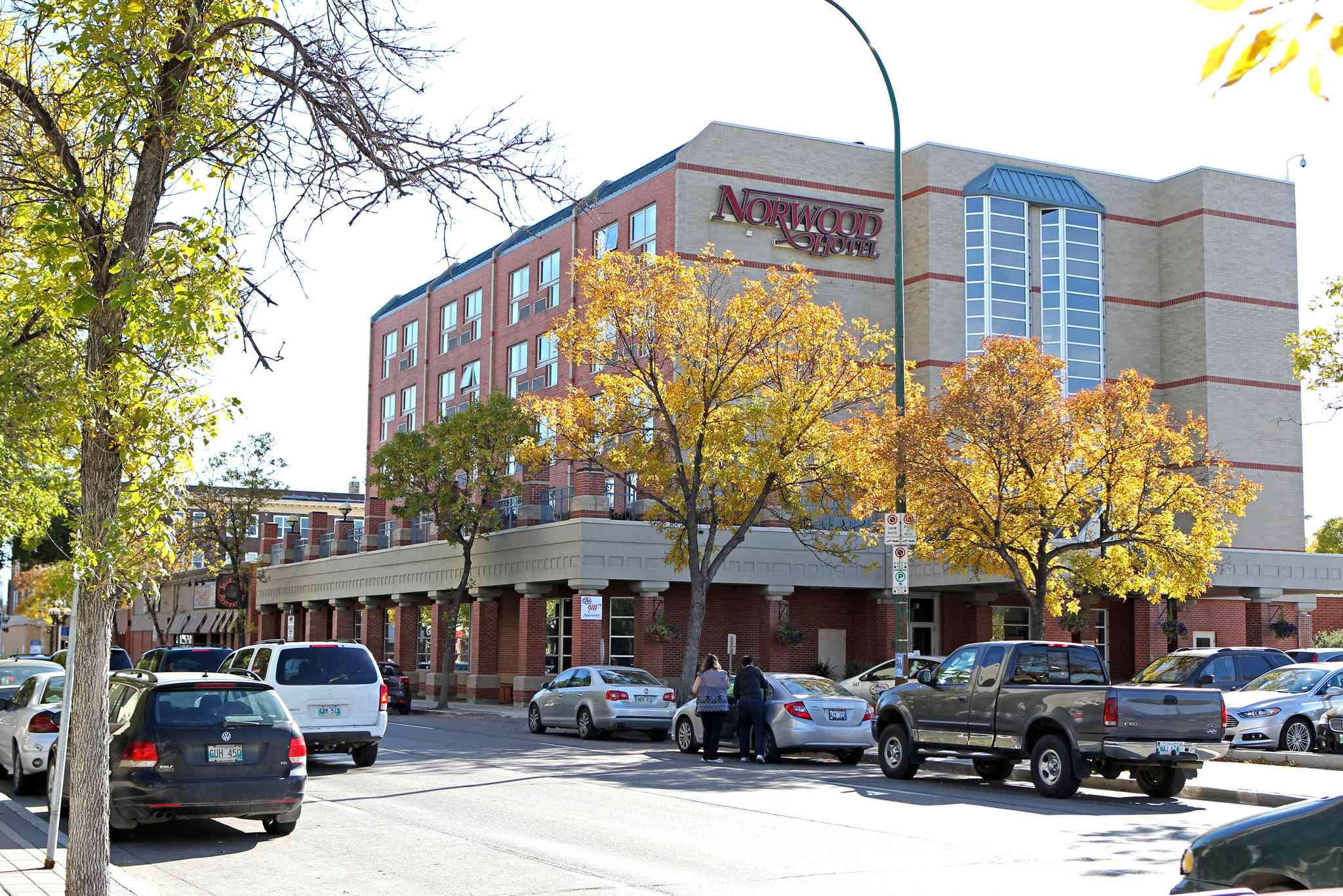 Norwood Hotel has been in business for three generations Winnipeg