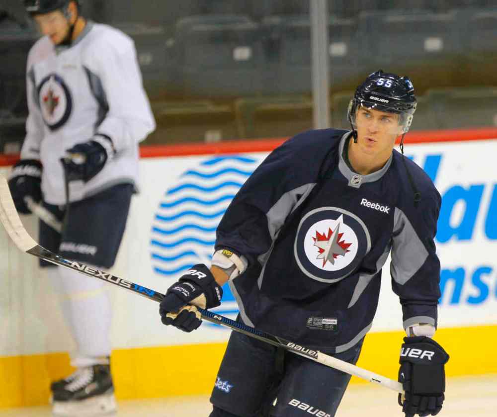 JOE BRYKSA / WINNIPEG FREE PRESS
Winnipeg Jets Mark Scheifele at practice Thursday morning at the MTS Centre. The Jets are preparing for their home opener against the Calgary Flames on Friday.