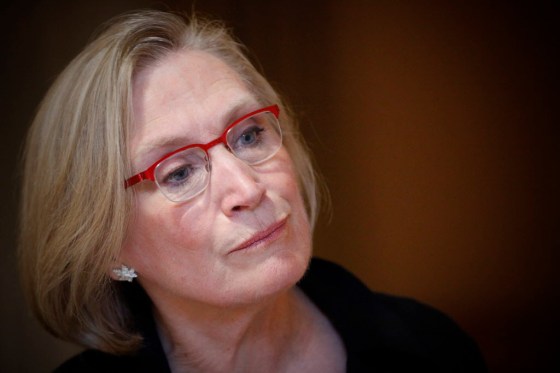 John Woods / Free Press filesIndigenous Affairs Minister Carolyn Bennett will be at the Manitoba Legislature Thursday to announce a joint funding plan with the province and the city.