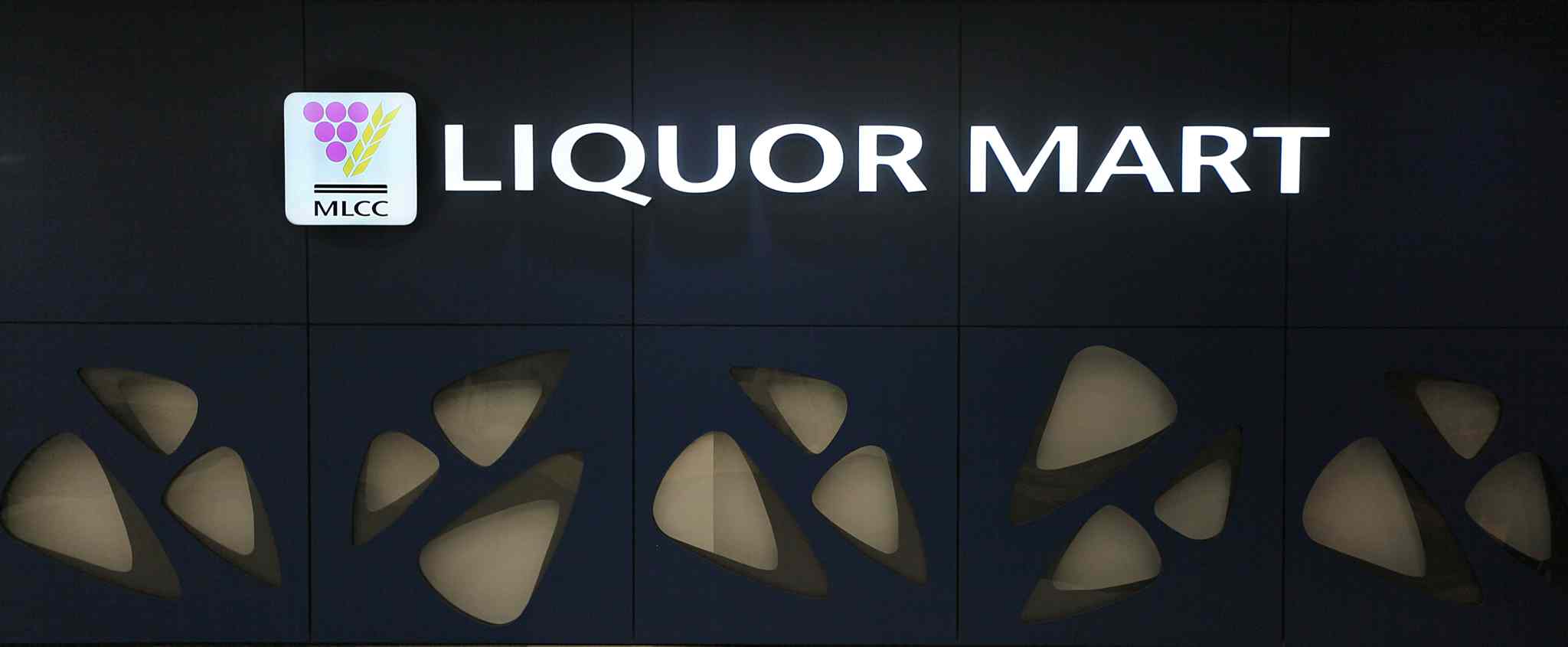 Both sides now Sell marijuana only in government liquor stores