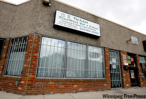 MIKE.APORIUS@FREEPRESS.MB.CA
Tu Moi offers a small menu in comparison to most Vietnamese restaurants, but it includes the seven-course beef dinner, which is interesting, delicious and a bargain.