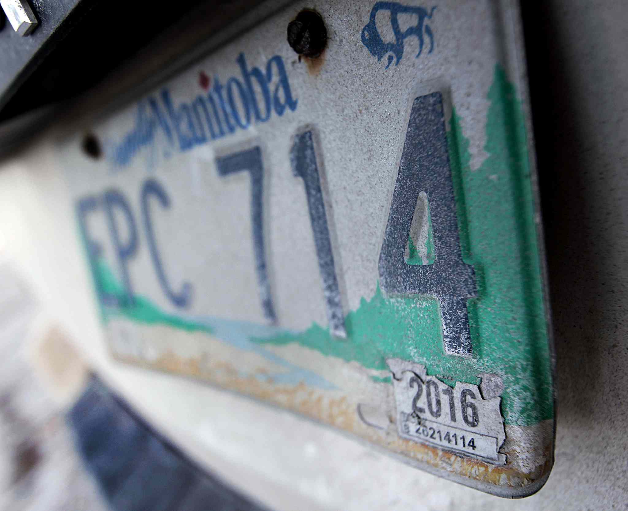 MPI is moving away from licence plate validation stickers Winnipeg