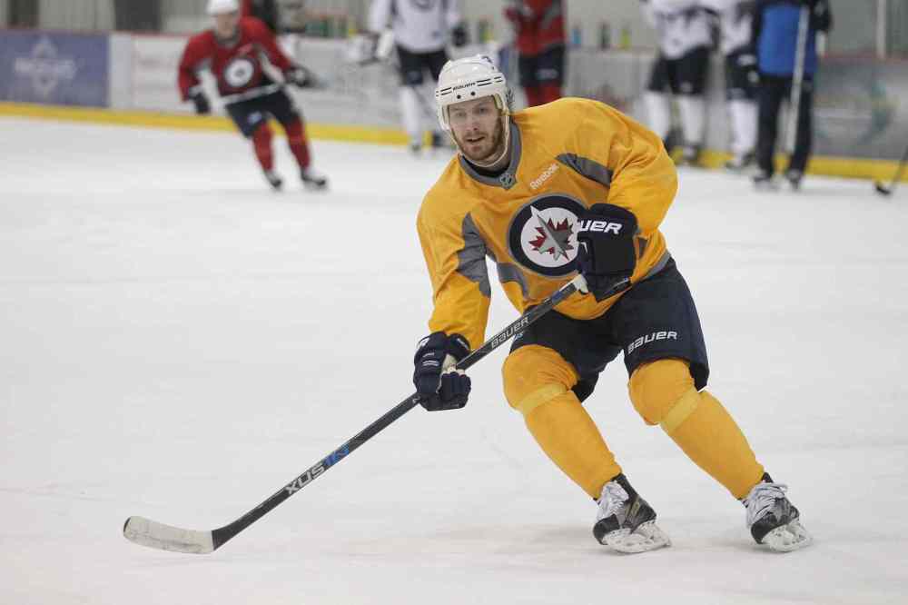 MIKE DEAL / WINNIPEG FREE PRESS Winnipeg Jets' Bryan Little (18) during practice at the MTS IcePlex Monday morning.