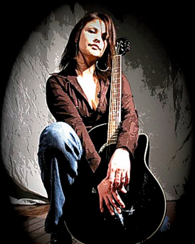 Tracy Bone