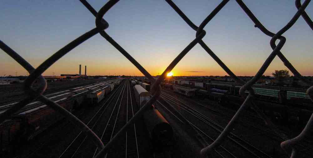 A few west from the Arlington Bridge. (Winnipeg Free Press files)