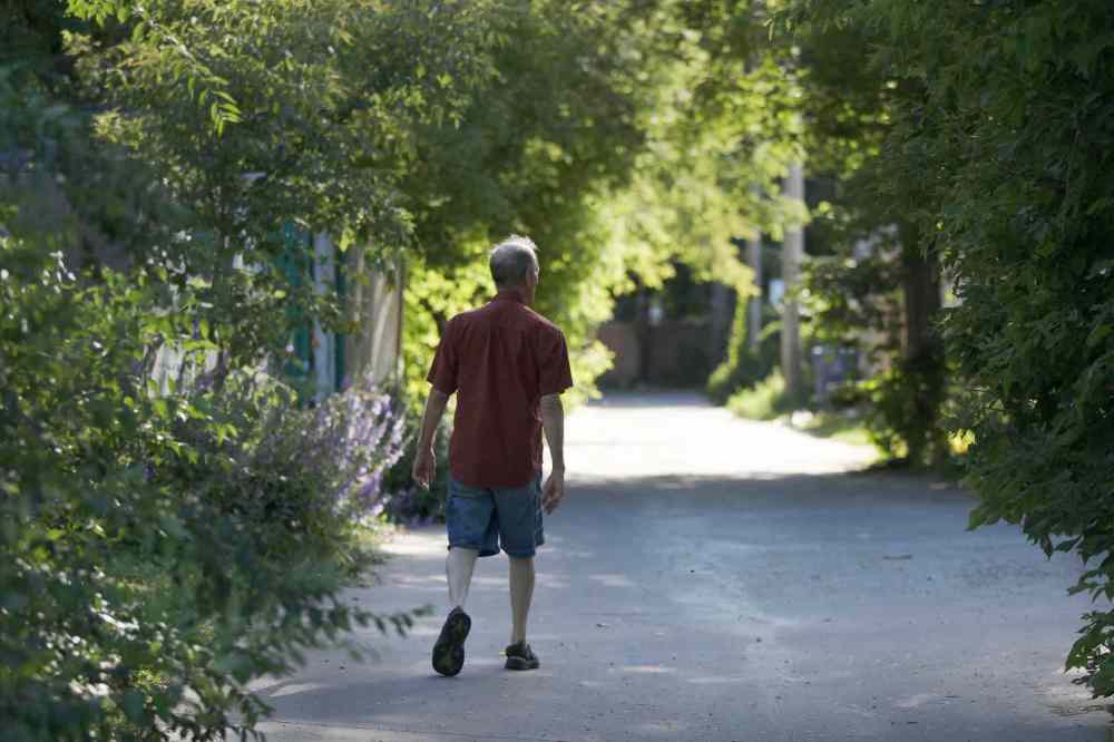 For Burrows, the streets and back alleys of Point Douglas are home. It's his desire all residents share the same neighbourhood passion. (Joe Bryksa / Winnipeg Free Press)