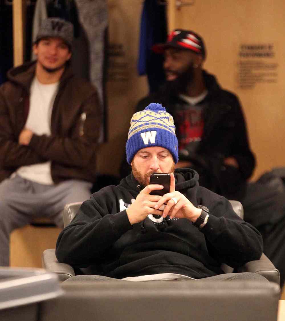 PHIL HOSSACK / WINNIPEG FREE PRESS
Nichols relaxes in the dressing room the day after the Bombers' final game of the season.