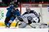 Joe Mahoney / The Associated Press
Goalie Al Montoya had 33 saves in winning for the 7th time this season (7-2-1).