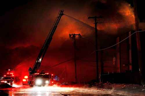 JOHN WOODS / WINNIPEG FREE PRESS
Winnipeg Fire Paramedic Service Chief John Lane says about $900,000 had been set aside for overtime costs in the budget, but total overtime costs this year are projected to be nearly $2.4 million. (John Woods / Winnipeg Free Press files)