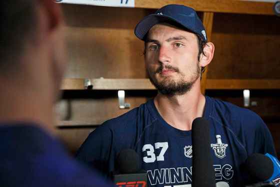MIKE DEAL / WINNIPEG FREE PRESSWinnipeg Jets' goaltender Connor Hellebuyck: 'It's an exciting time and just the hard work that we put in last year and the year before, it's an exciting time to be in Winnipeg.'