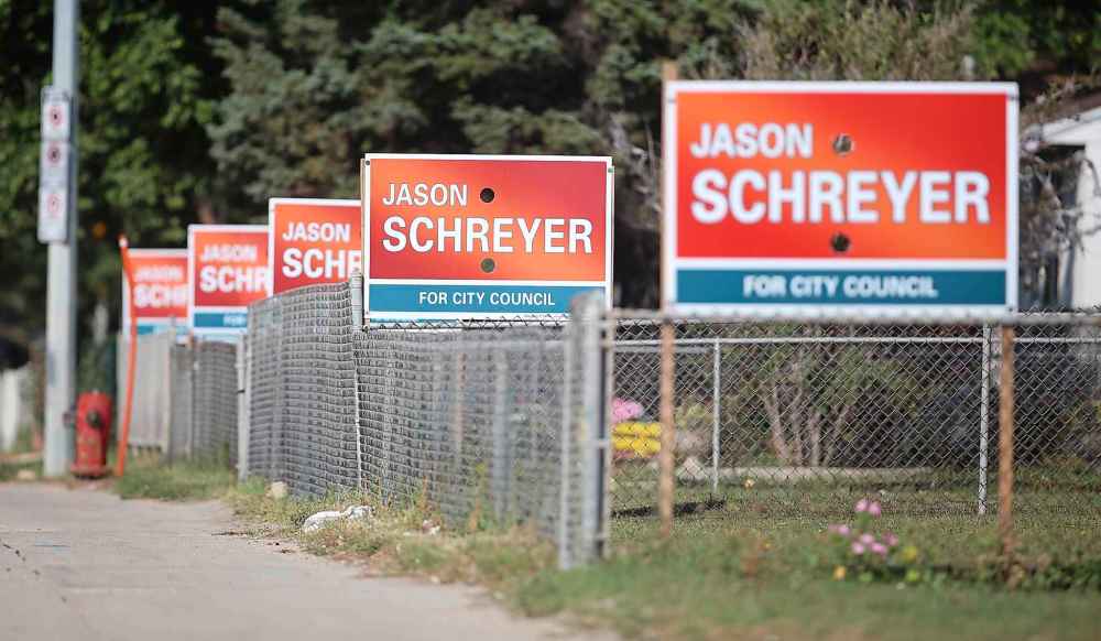 TREVOR HAGAN / WINNIPEG FREE PRESS
Jason Schreyer city council election signs on Nairn Avenue.