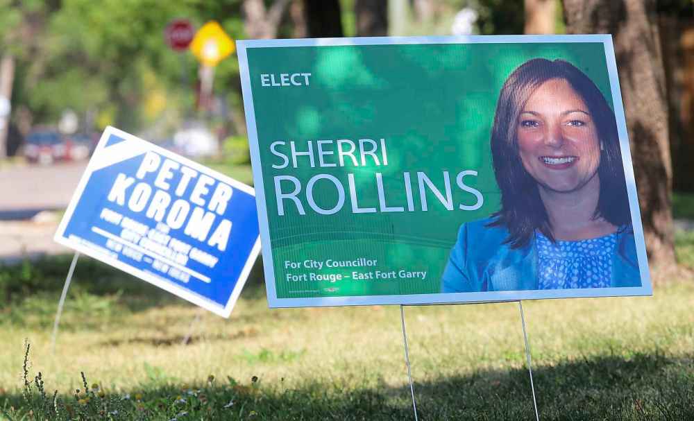 TREVOR HAGAN / WINNIPEG FREE PRESS
Election signs for Peter Koroma and Sherri Rollins for the city council seat for Fort Rouge.