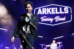 JOHN WOODS / WINNIPEG FREE PRESS
The Arkells perform at Bell MTS Place in Winnipeg, Monday.