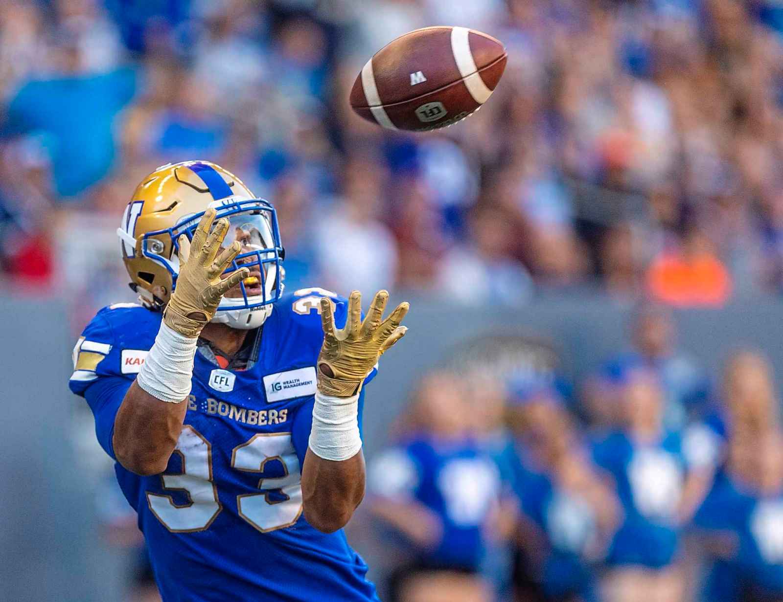 High five! Blue still undefeated – Winnipeg Free Press