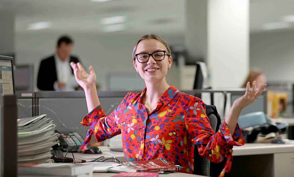 RUTH BONNEVILLE / WINNIPEG FREE PRESS
Nadya Pankiw at her desk in the Free Press newsroom on her last day of work.
