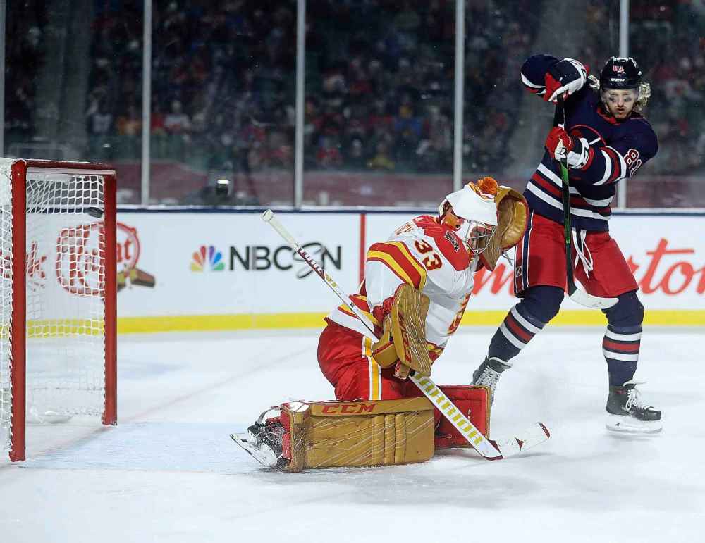 Old-Time Hockey Feel Of 2019 NHL Heritage Classic Thrills Players, Coaches  And Fans As Winnipeg Jets Defeat Calgary Flames