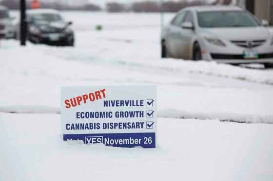 MIKE DEAL / WINNIPEG FREE PRESSA pro-cannabis sign placed along Hwy 311 east of Niverville.