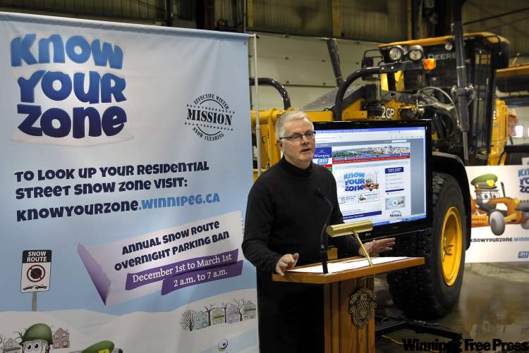 WAYNE GLOWACKI / WINNIPEG FREE PRESS
Ken Boyd, Manager of Streets Maintenance, Public Works Department gives an update on winter parking bans and launch of Know Your Zone public education campaign at news conference Monday.